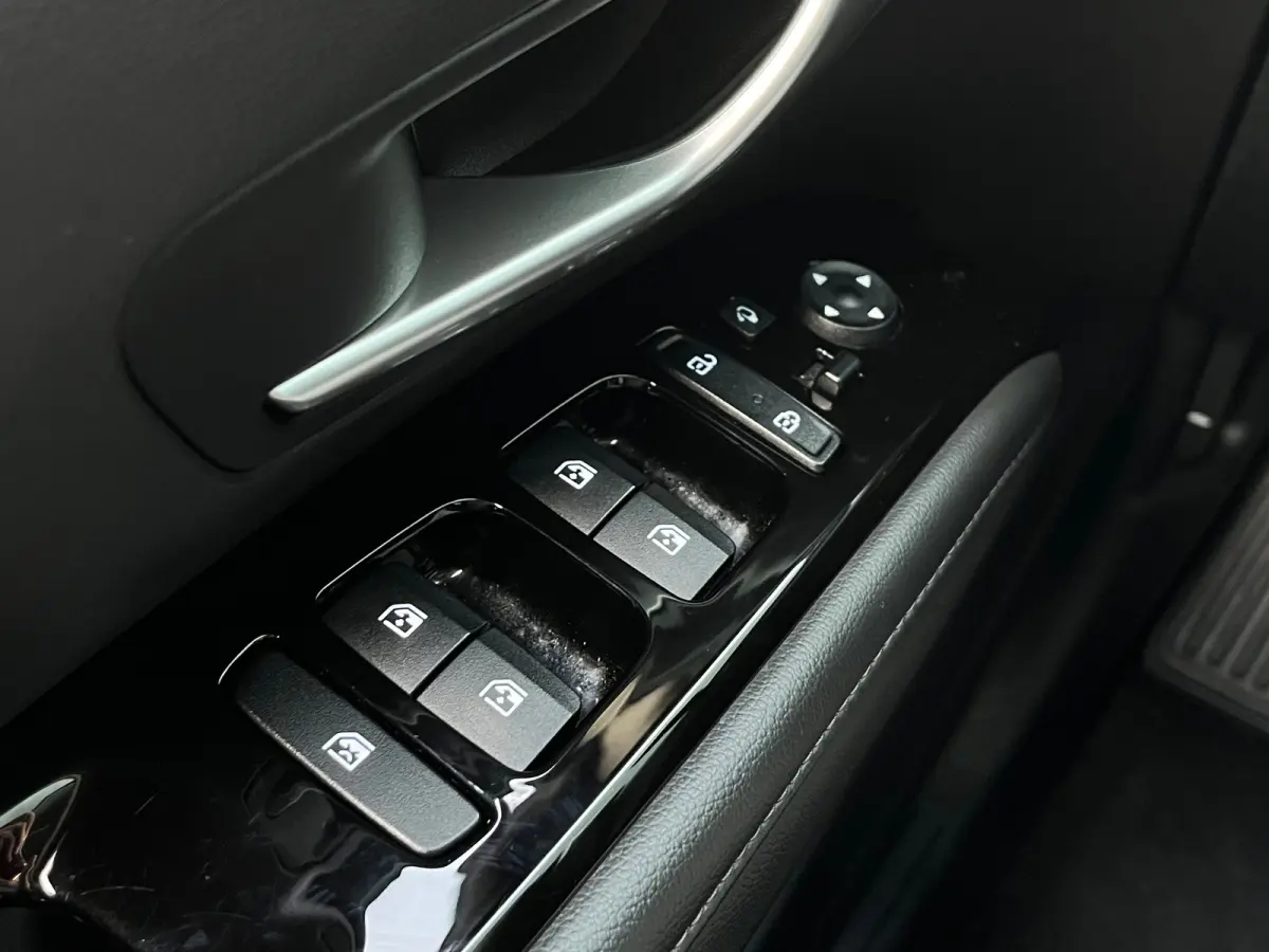 1.6 T-GDI 265pk PHEV Premium 4WD | Leder | Carplay | Climate | Keyless | Navigatie | Elek. Klep | Full - Led | 360 Camera | KRELL Audio | Elek. Stoelen | 19" Lichtmetaal | Winterpakket | Sto