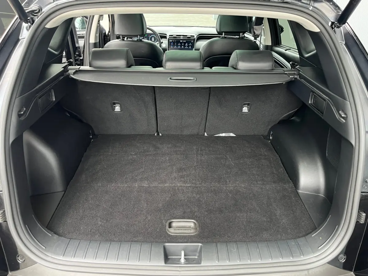 1.6 T-GDI 265pk PHEV Premium 4WD | Leder | Carplay | Climate | Keyless | Navigatie | Elek. Klep | Full - Led | 360 Camera | KRELL Audio | Elek. Stoelen | 19" Lichtmetaal | Winterpakket | Sto