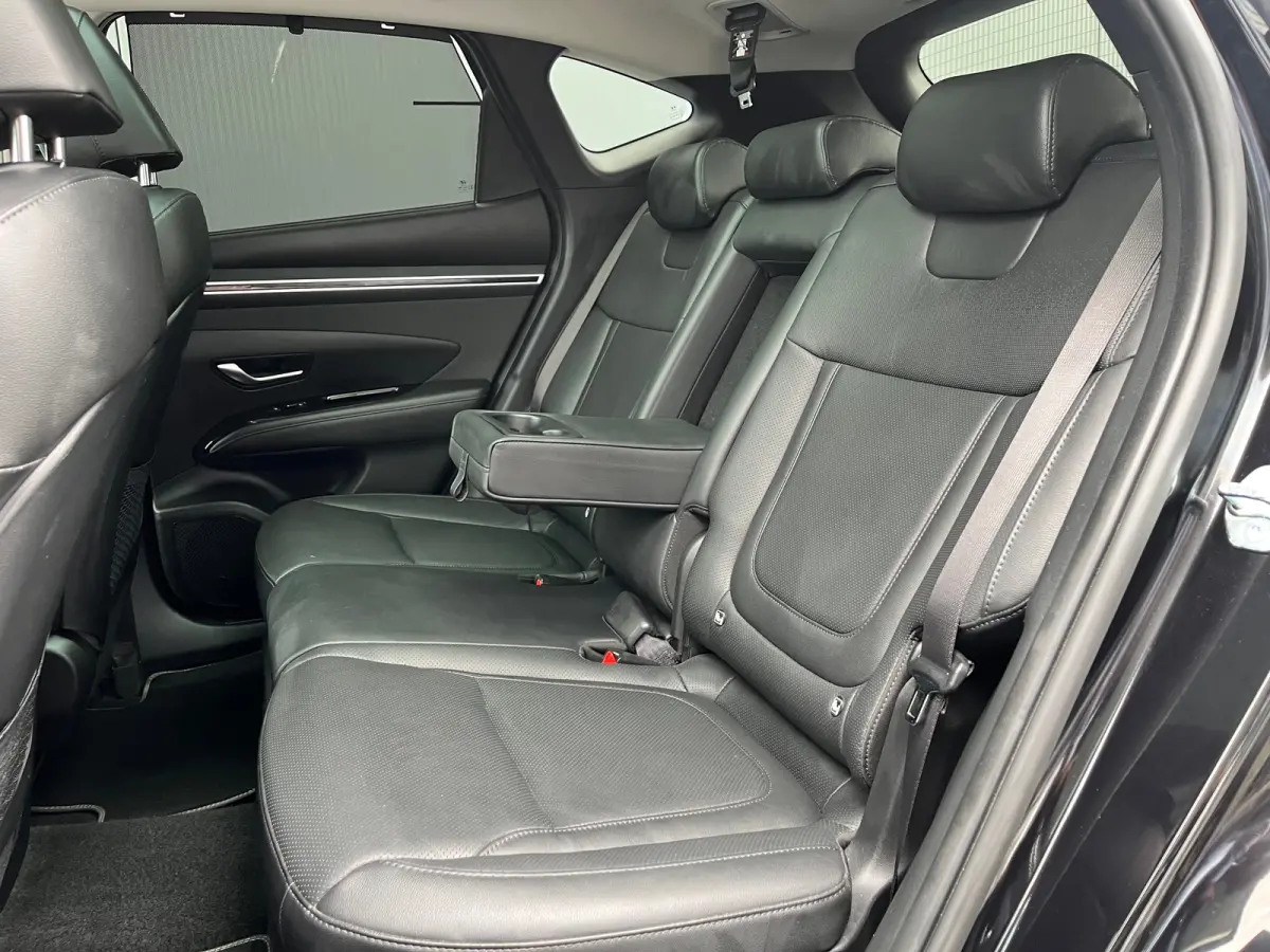 1.6 T-GDI 265pk PHEV Premium 4WD | Leder | Carplay | Climate | Keyless | Navigatie | Elek. Klep | Full - Led | 360 Camera | KRELL Audio | Elek. Stoelen | 19" Lichtmetaal | Winterpakket | Sto