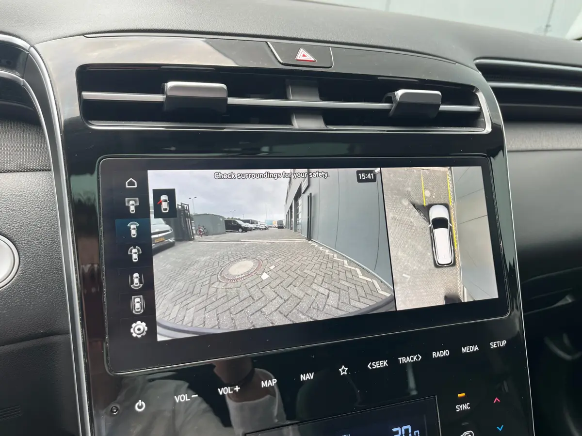 1.6 T-GDI 265pk PHEV Premium 4WD | Leder | Carplay | Climate | Keyless | Navigatie | Elek. Klep | Full - Led | 360 Camera | KRELL Audio | Elek. Stoelen | 19" Lichtmetaal | Winterpakket | Sto