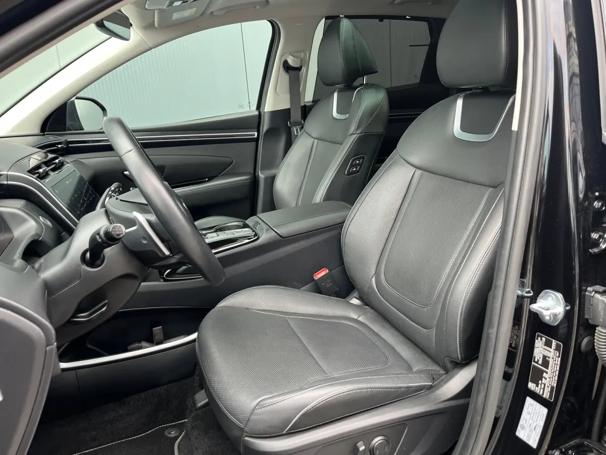 1.6 T-GDI 265pk PHEV Premium 4WD | Leder | Carplay | Climate | Keyless | Navigatie | Elek. Klep | Full - Led | 360 Camera | KRELL Audio | Elek. Stoelen | 19" Lichtmetaal | Winterpakket | Sto