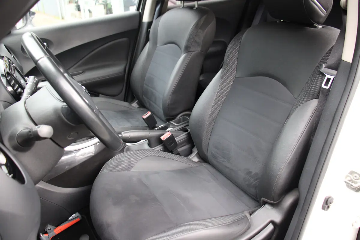 1.2 N-CONNECTA | NL-AUTO! | 1E EIGENAAR! | LEDER/ALCANTARA | CAMERA | NAVI | CRUISE | CLIMA | PARK SENS V+A | PRACHTIGE STAAT!