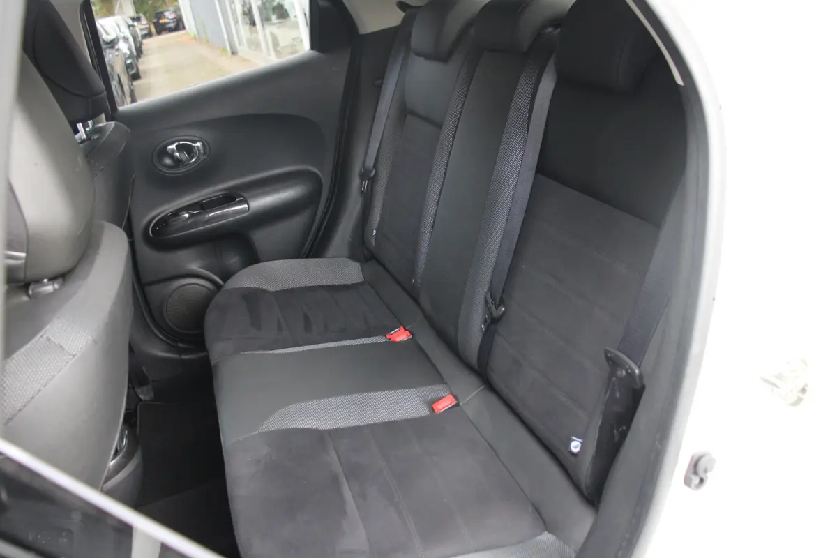 1.2 N-CONNECTA | NL-AUTO! | 1E EIGENAAR! | LEDER/ALCANTARA | CAMERA | NAVI | CRUISE | CLIMA | PARK SENS V+A | PRACHTIGE STAAT!