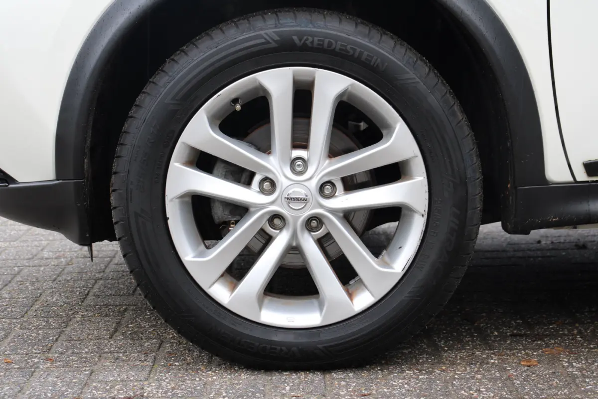 1.2 N-CONNECTA | NL-AUTO! | 1E EIGENAAR! | LEDER/ALCANTARA | CAMERA | NAVI | CRUISE | CLIMA | PARK SENS V+A | PRACHTIGE STAAT!