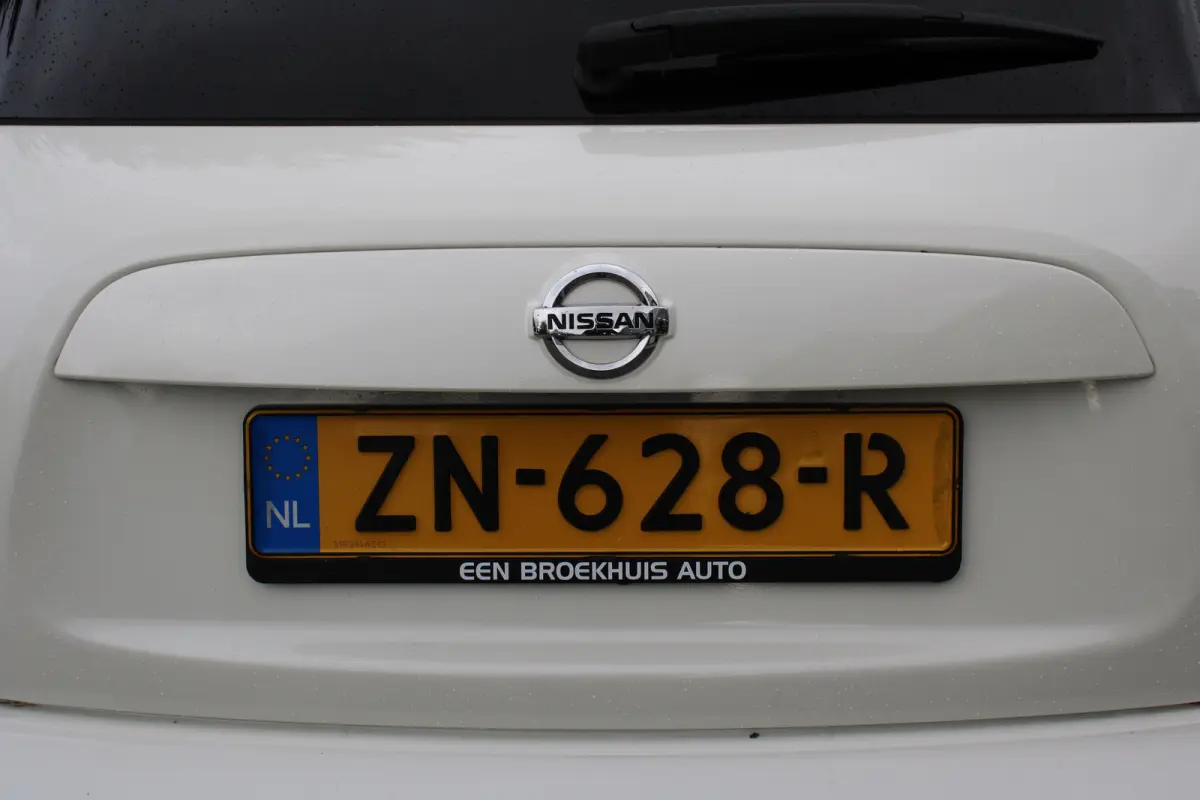 1.2 N-CONNECTA | NL-AUTO! | 1E EIGENAAR! | LEDER/ALCANTARA | CAMERA | NAVI | CRUISE | CLIMA | PARK SENS V+A | PRACHTIGE STAAT!