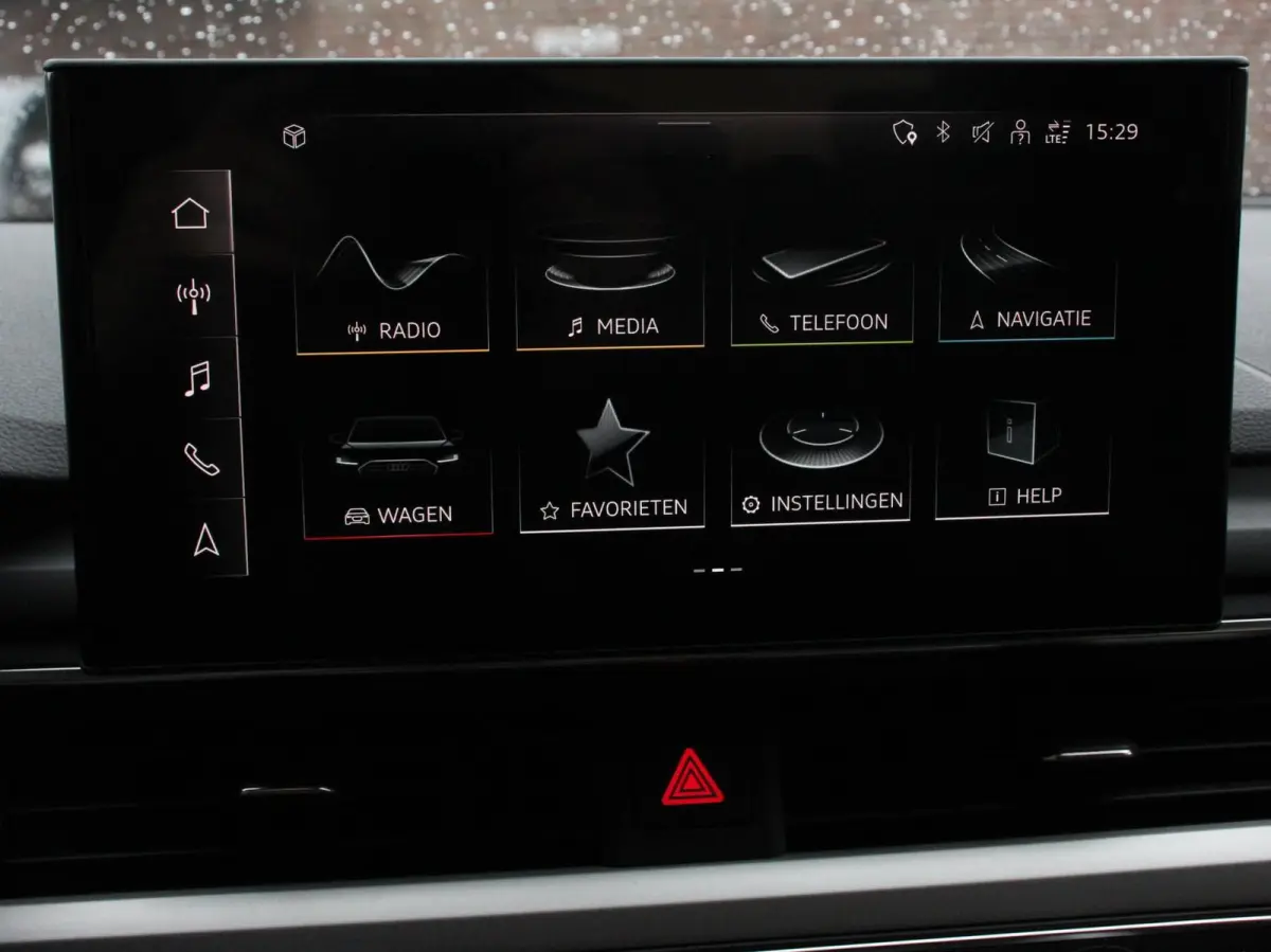 40 TFSI 205pk Automaat S Line Plus Navigatie Climate Control Cruise control Lichtmetalen velgen Stoelverwarming Parkeersensoren Elektrische achterklep