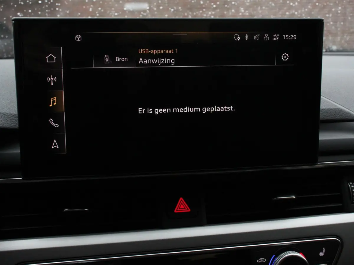 40 TFSI 205pk Automaat S Line Plus Navigatie Climate Control Cruise control Lichtmetalen velgen Stoelverwarming Parkeersensoren Elektrische achterklep