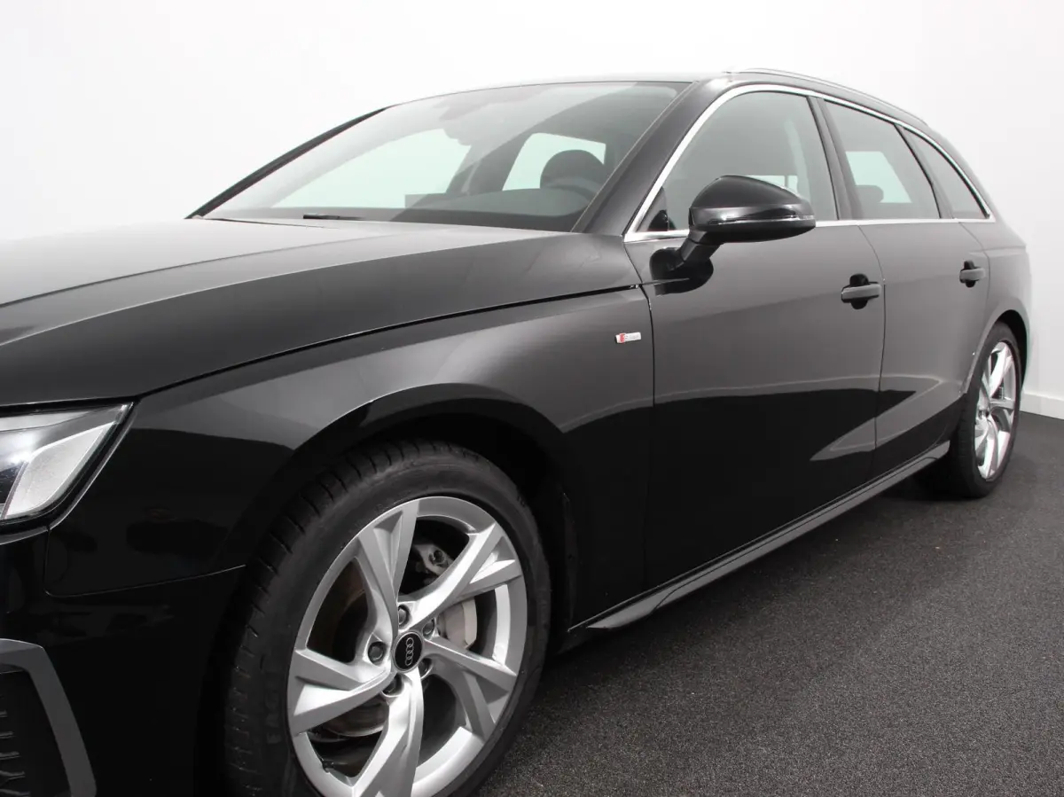 40 TFSI 205pk Automaat S Line Plus Navigatie Climate Control Cruise control Lichtmetalen velgen Stoelverwarming Parkeersensoren Elektrische achterklep