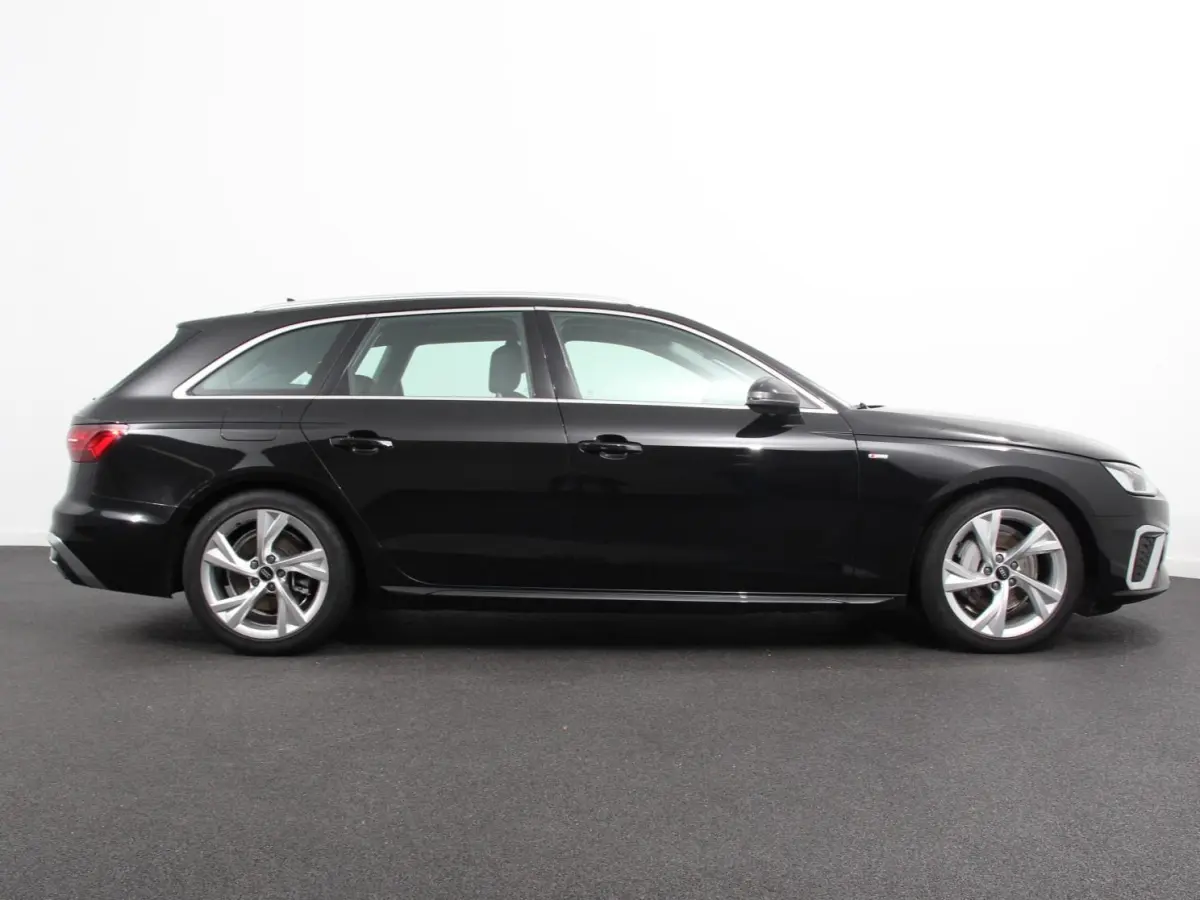 40 TFSI 205pk Automaat S Line Plus Navigatie Climate Control Cruise control Lichtmetalen velgen Stoelverwarming Parkeersensoren Elektrische achterklep