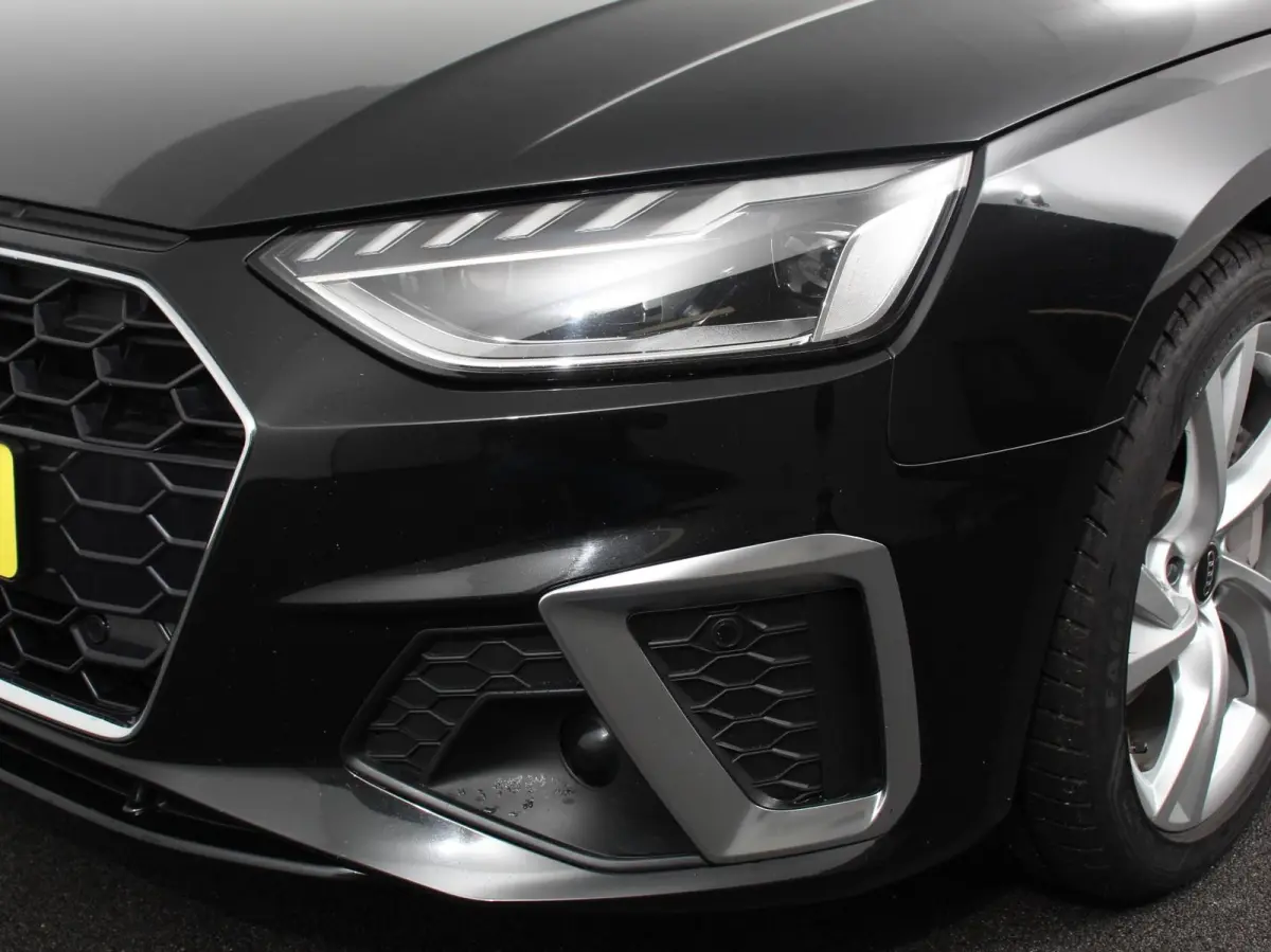 40 TFSI 205pk Automaat S Line Plus Navigatie Climate Control Cruise control Lichtmetalen velgen Stoelverwarming Parkeersensoren Elektrische achterklep