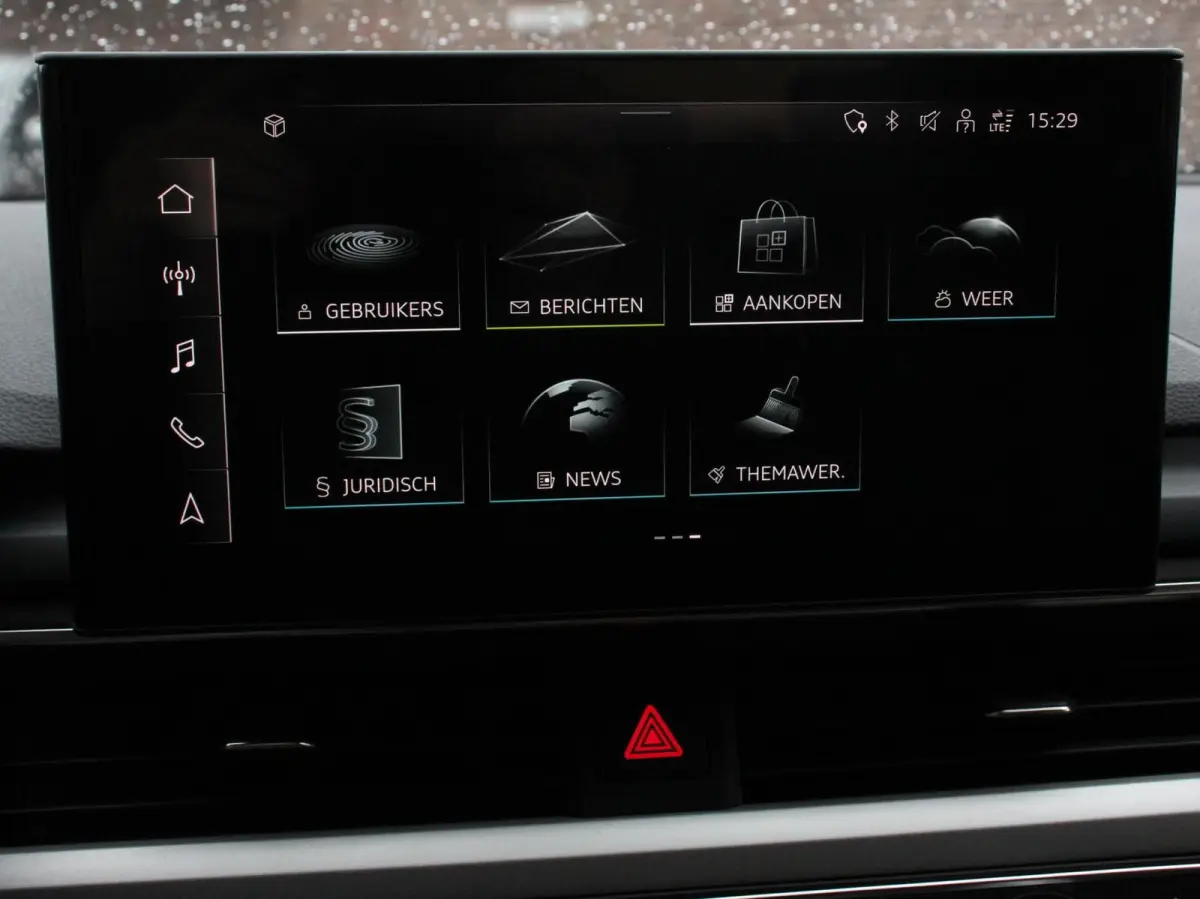 40 TFSI 205pk Automaat S Line Plus Navigatie Climate Control Cruise control Lichtmetalen velgen Stoelverwarming Parkeersensoren Elektrische achterklep