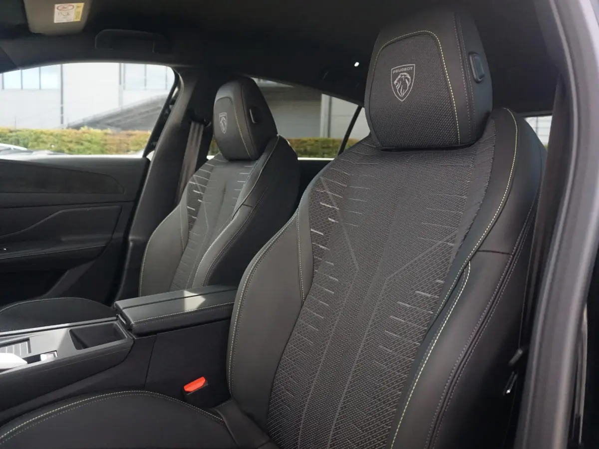 1.2 Hybrid 145 e-DCS6 GT | 360 Camera l cruise control adaptief l navi