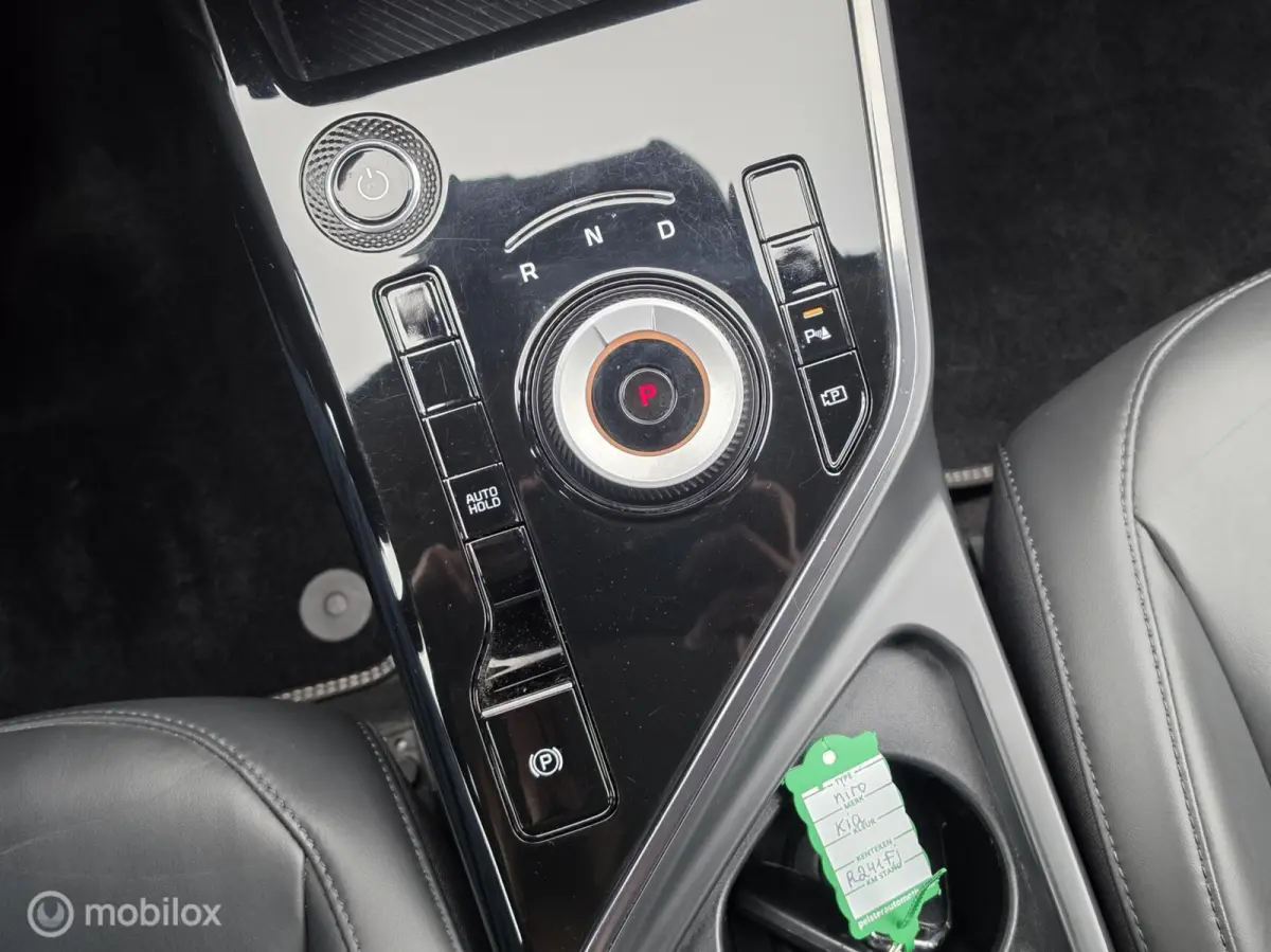 64,8 kWh CAMERA CARPLAY NAVI ACC 3-FASE