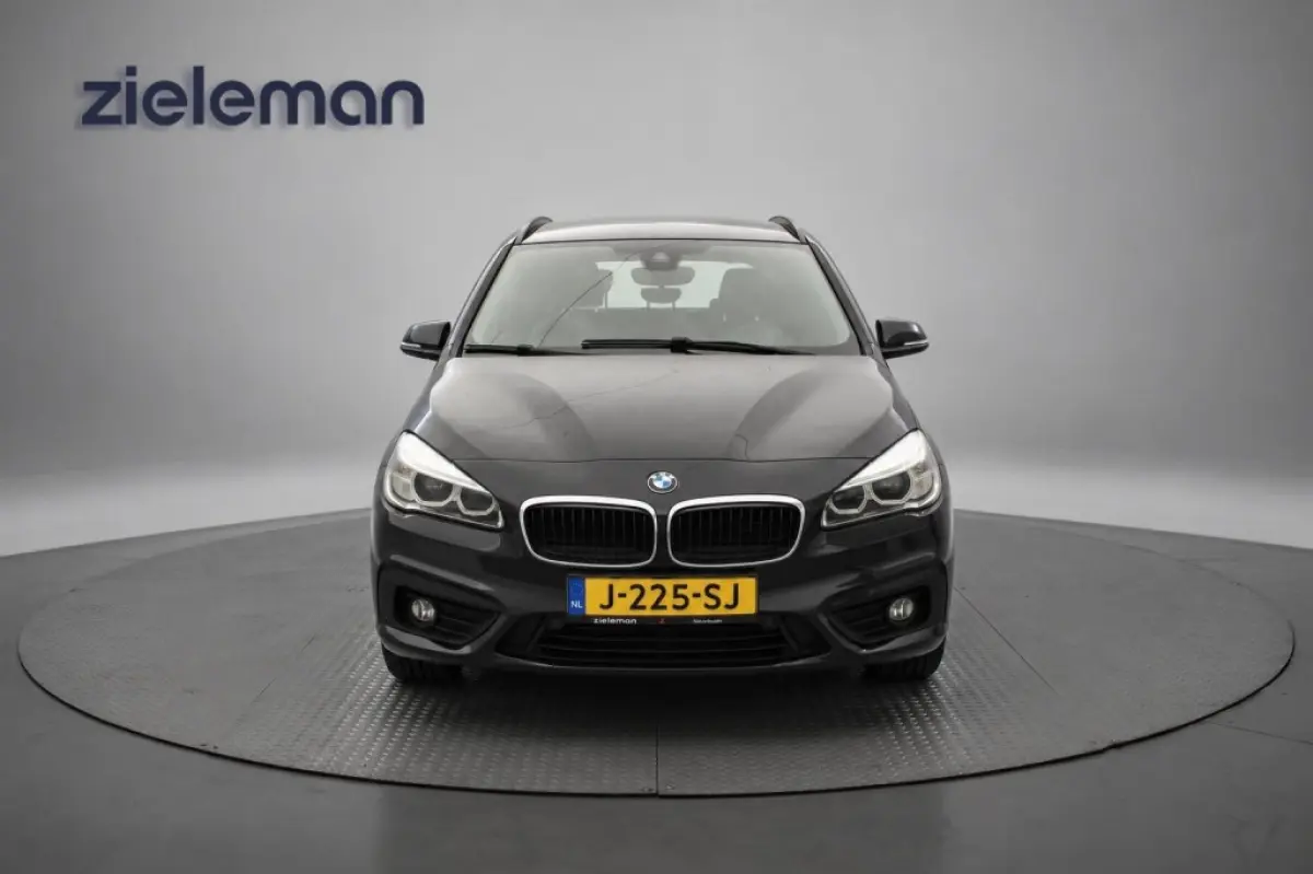 218i High Executive Automaat - Leer, Stoelverw. Navi, Clima, Harman/Kardon