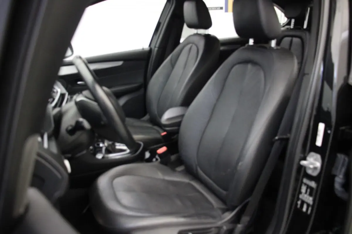 218i High Executive Automaat - Leer, Stoelverw. Navi, Clima, Harman/Kardon