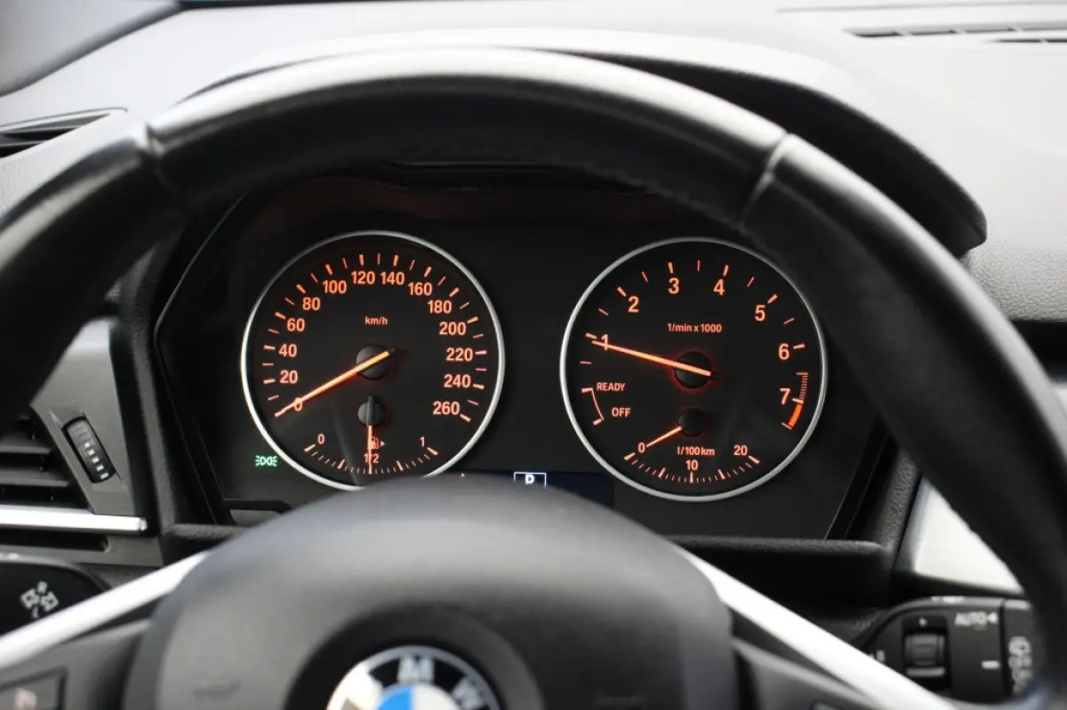 218i High Executive Automaat - Leer, Stoelverw. Navi, Clima, Harman/Kardon