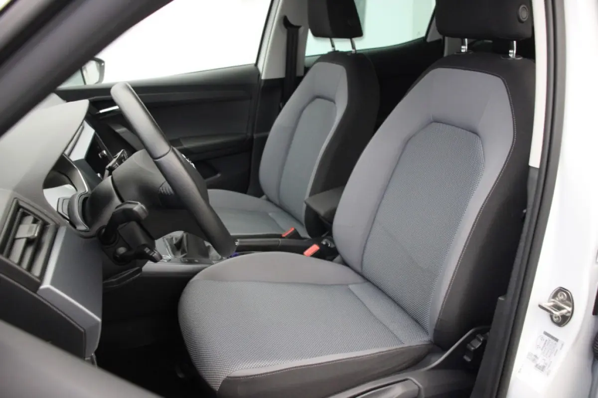 1.0 TSI Style Business Intense - Carplay, Camera, Adapt. Cruise, Clima, Trekhaak
