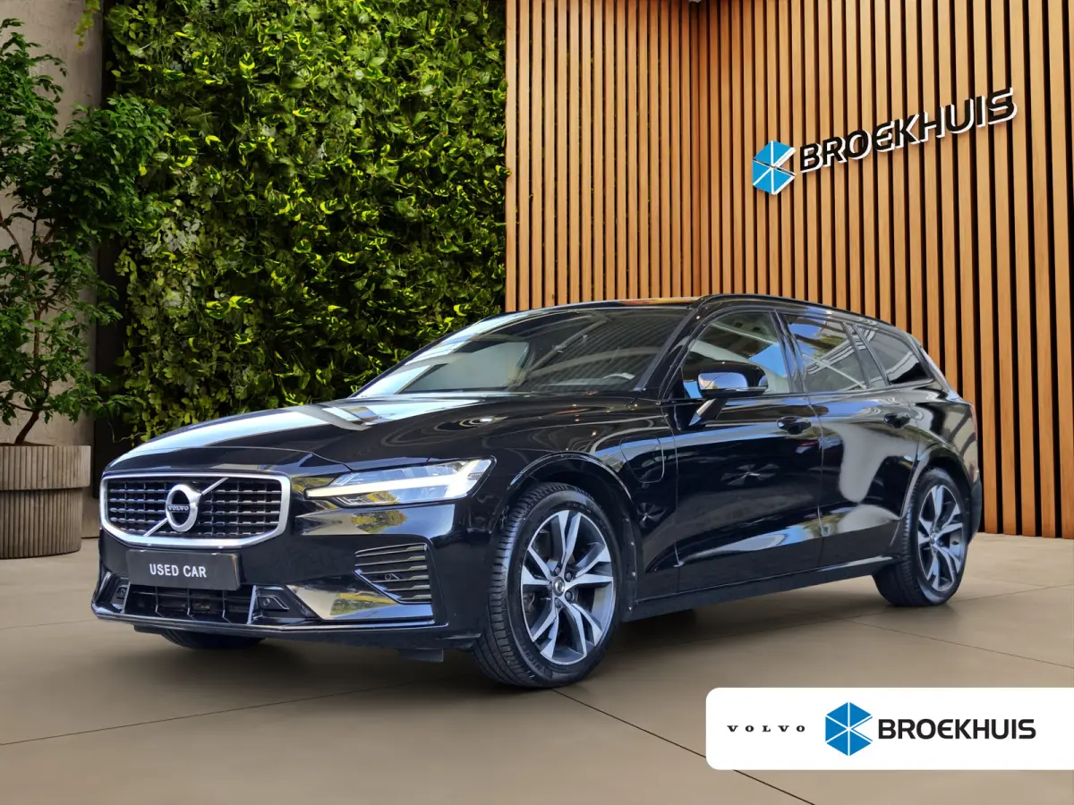 2.0 T8 Twin Engine AWD R-Design | Panoramadak | Harman/Kardon | Camera | 18" Velgen