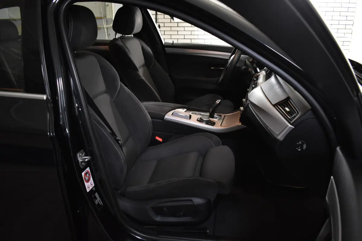 520IA M-SPORT EXECUTIVE NAVI/LED/PDC/M-PAKKET