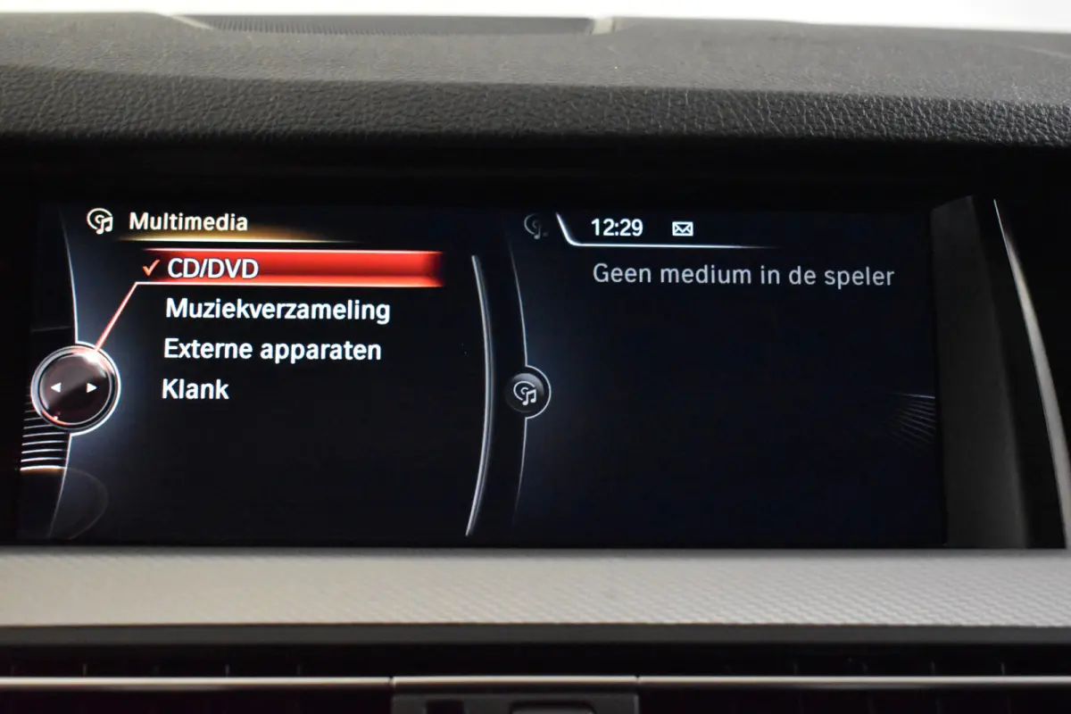 520IA M-SPORT EXECUTIVE NAVI/LED/PDC/M-PAKKET