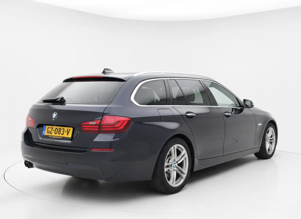 520IA M-SPORT EXECUTIVE NAVI/LED/PDC/M-PAKKET