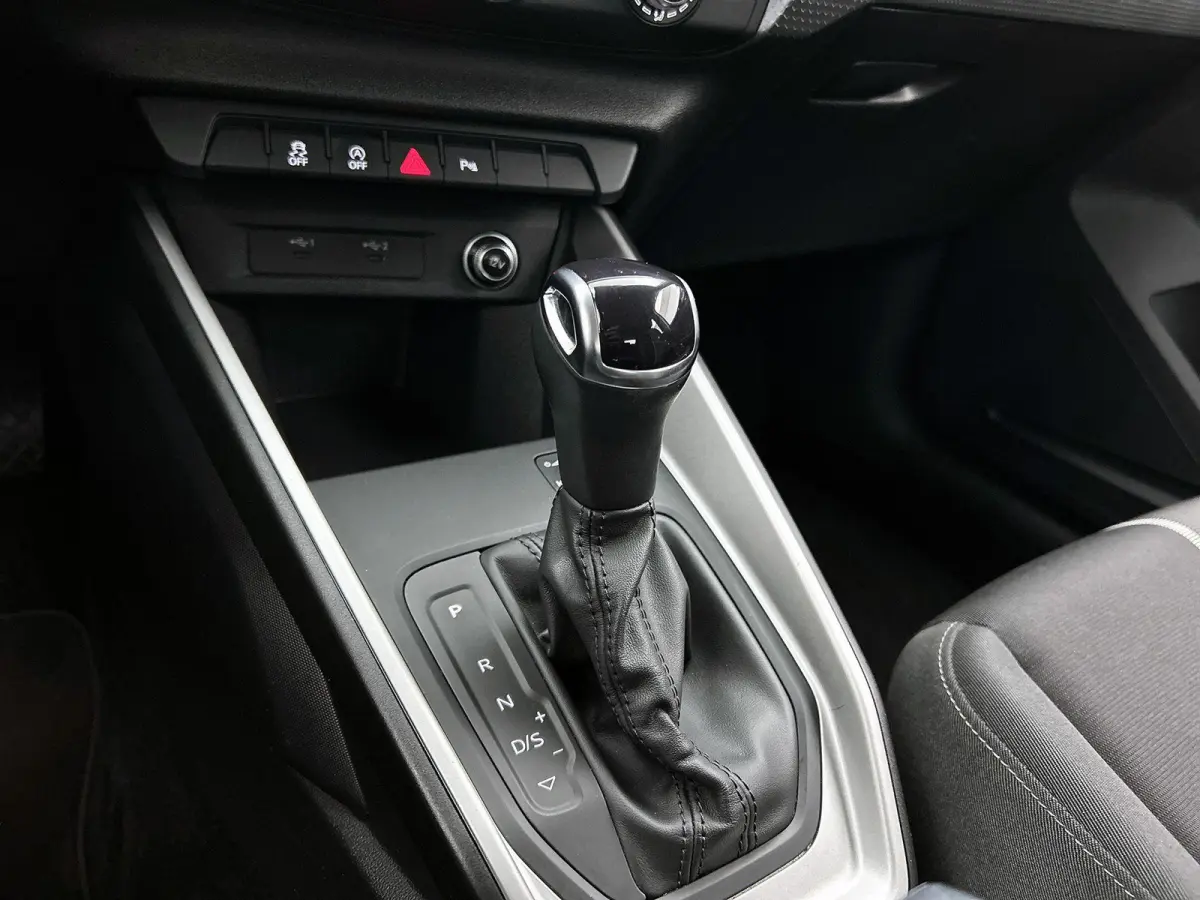 25 TFSI Pro Line 95 PK | Automaat | Camera | Parkeersensoren | Airco | Lichtmetalen velgen |