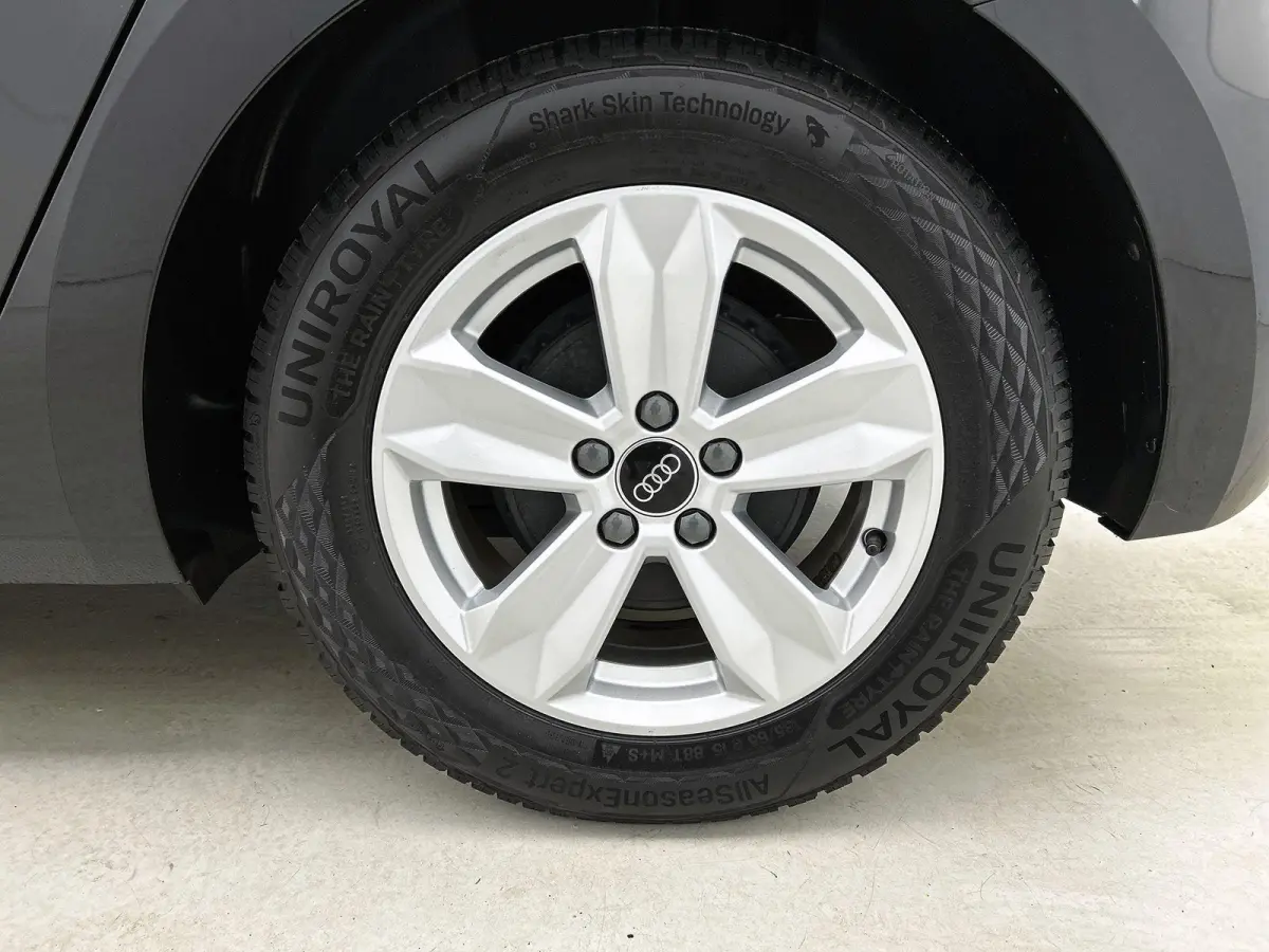 25 TFSI Pro Line 95 PK | Automaat | Camera | Parkeersensoren | Airco | Lichtmetalen velgen |