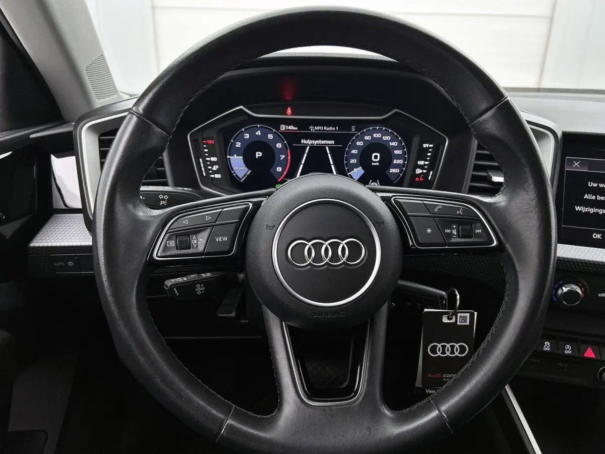 25 TFSI Pro Line 95 PK | Automaat | Camera | Parkeersensoren | Airco | Lichtmetalen velgen |
