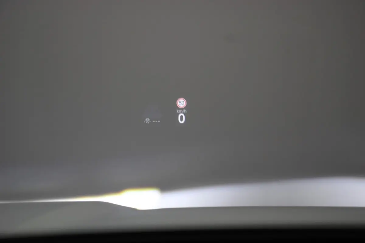 1.5 eTSI R-Line Edition 7 Persoons Automaat - NL Auto origineel