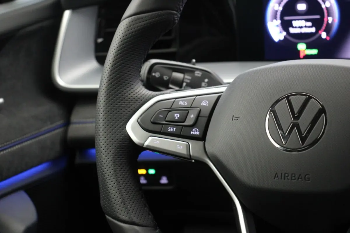 1.5 eTSI R-Line Edition 7 Persoons Automaat - NL Auto origineel