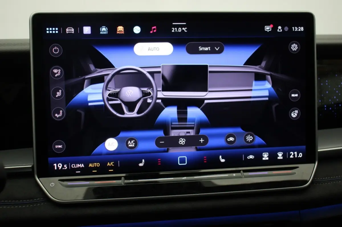 1.5 eTSI R-Line Edition 7 Persoons Automaat - NL Auto origineel