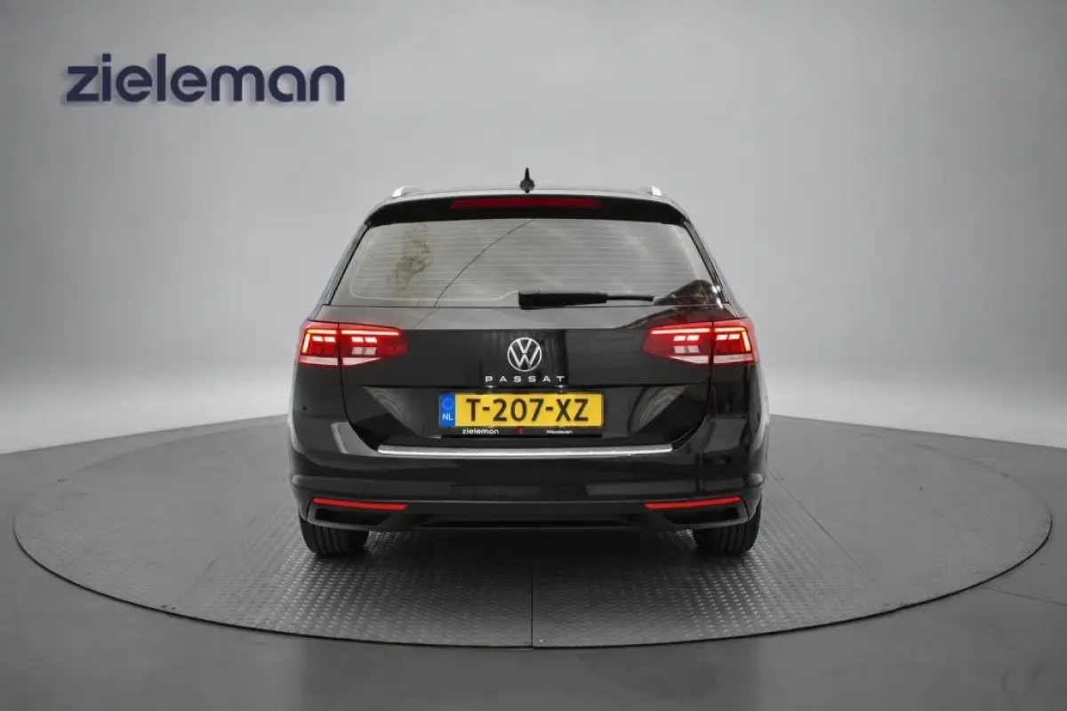 2.0 TDI Business Automaat - Digitaal Cockpit, Carplay, Camera, Adapt. Cruise