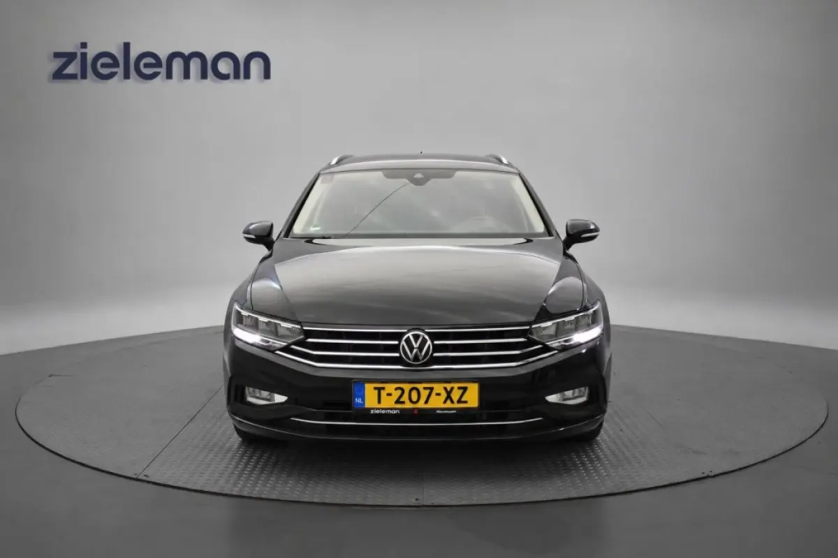 2.0 TDI Business Automaat - Digitaal Cockpit, Carplay, Camera, Adapt. Cruise