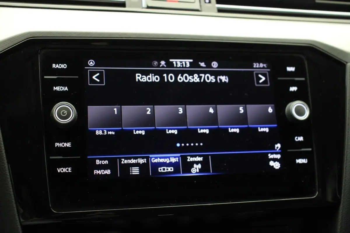 2.0 TDI Business Automaat - Digitaal Cockpit, Carplay, Camera, Adapt. Cruise