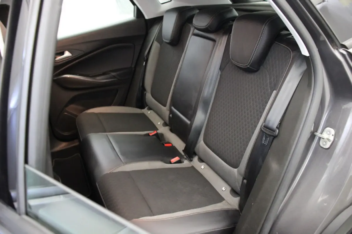 1.6T Hybrid PHEV Elegance - Carplay, Camera, Cruise, Clima, Half Leer