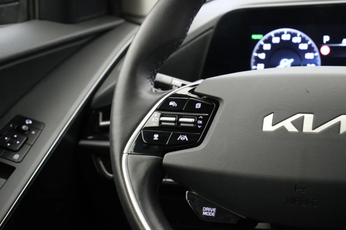 1.6 GDi Hybrid DynamicLine - Digitaal Cockpit, Carplay, Camera, Half Leer, Stoelverw.Trekhaak