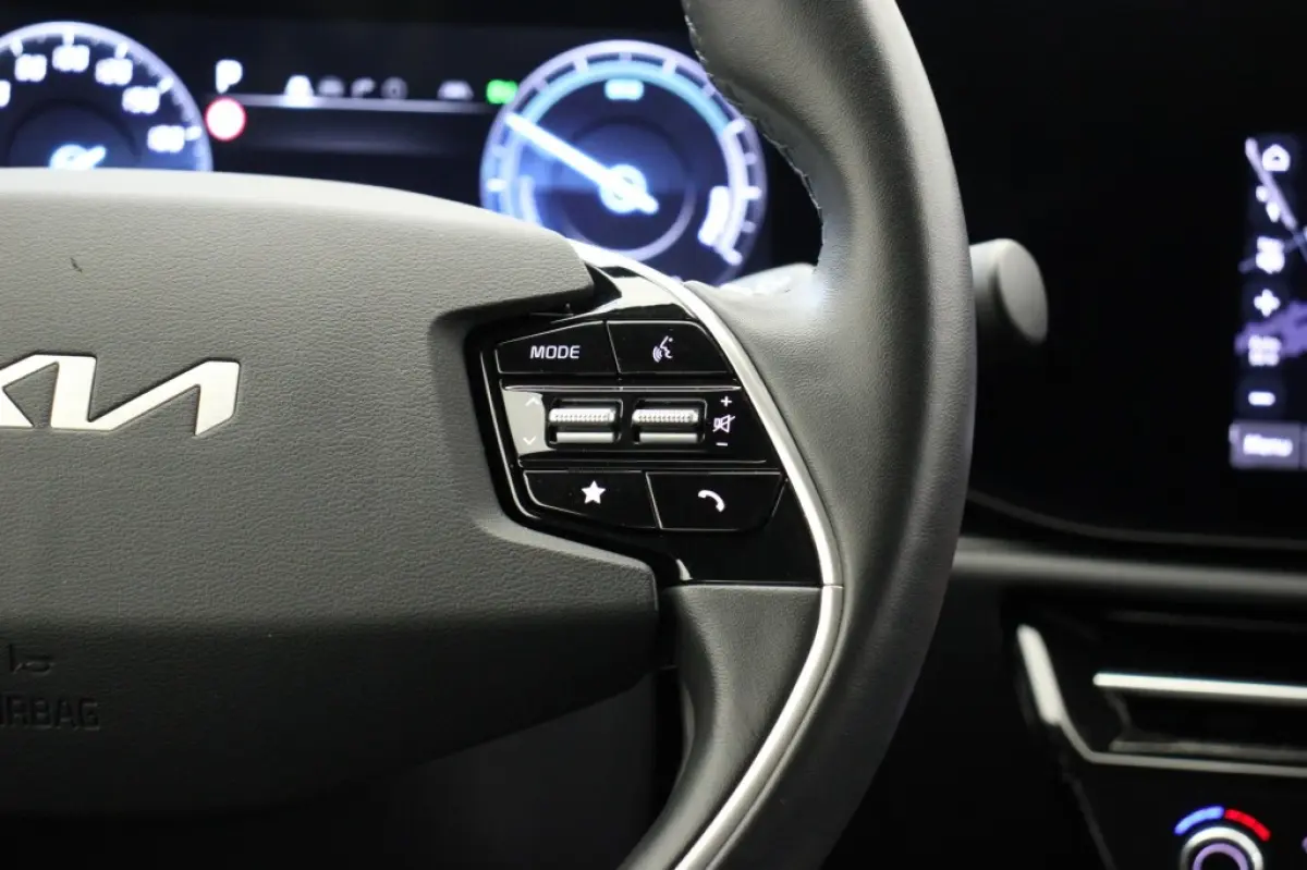 1.6 GDi Hybrid DynamicLine - Digitaal Cockpit, Carplay, Camera, Half Leer, Stoelverw.Trekhaak