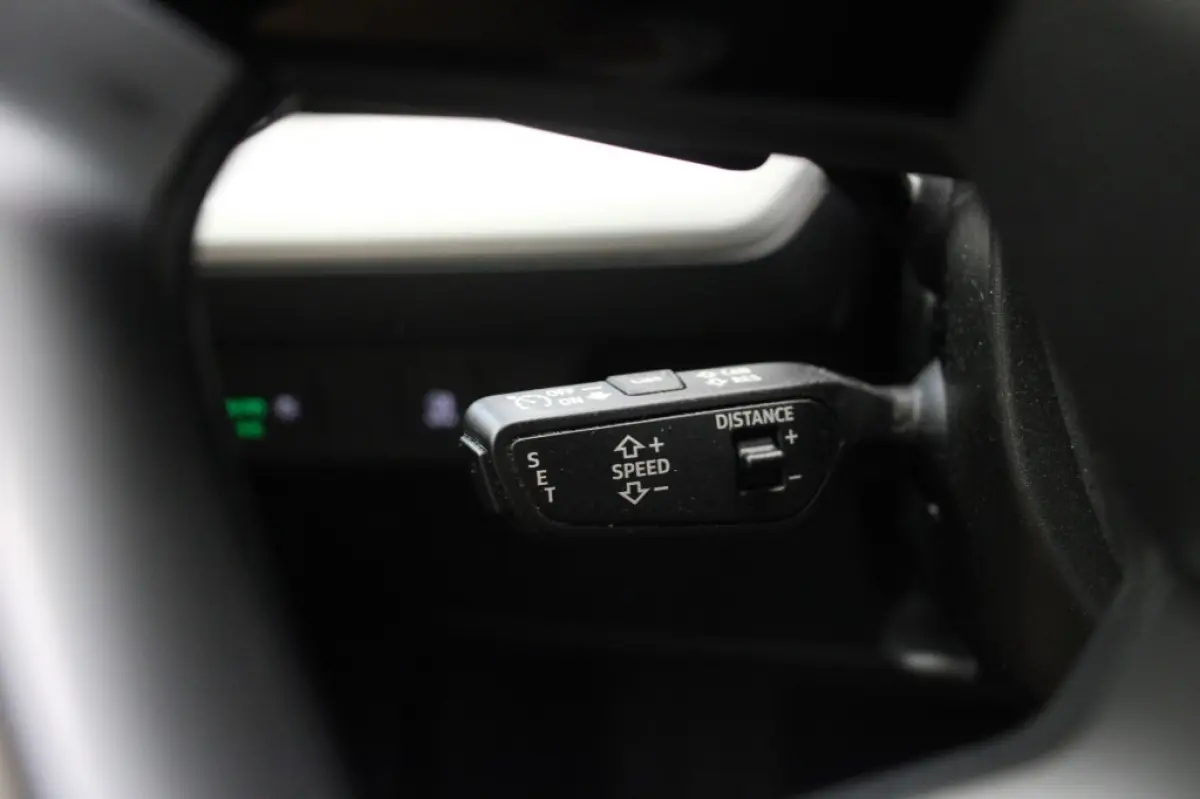 35 Launch edition 55 kWh - Digitaal Cockpit, Carplay, Camera, Stoelverw. SOH 90,49%