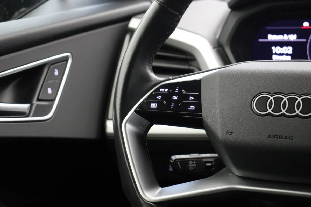 35 Launch edition 55 kWh - Digitaal Cockpit, Carplay, Camera, Stoelverw. SOH 90,49%