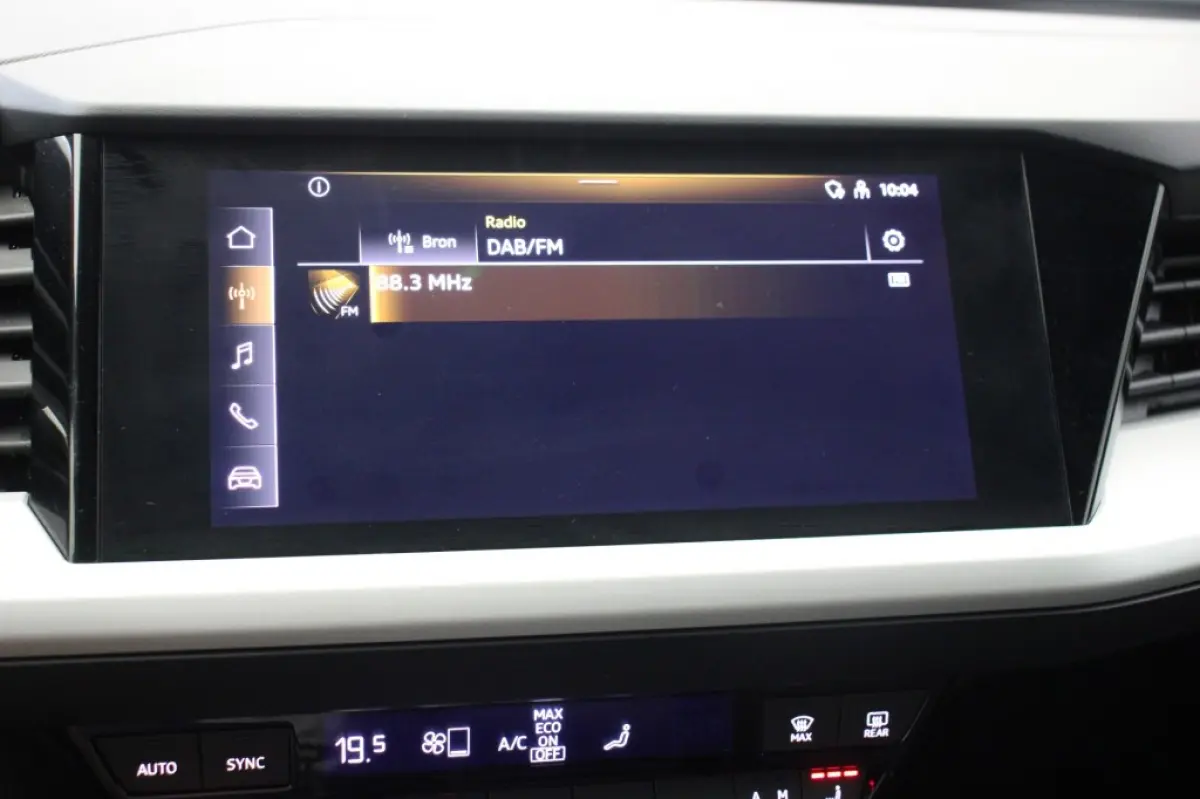 35 Launch edition 55 kWh - Digitaal Cockpit, Carplay, Camera, Stoelverw. SOH 90,49%
