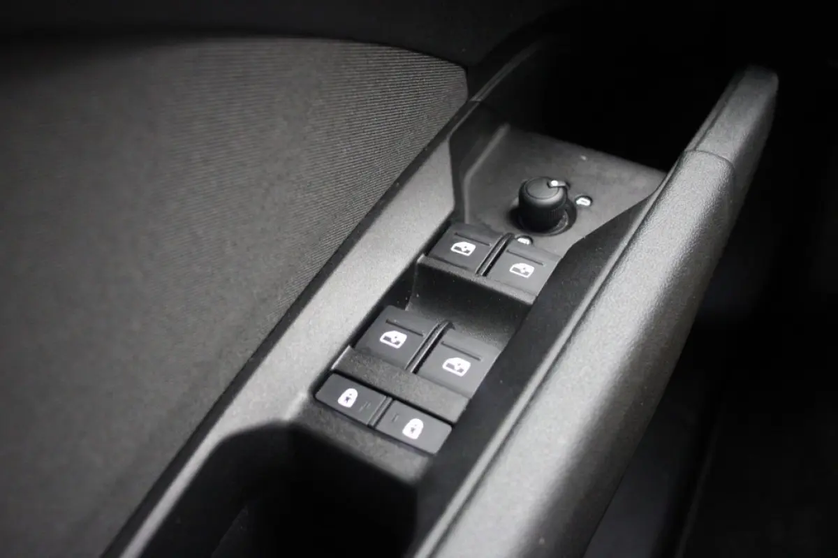 35 Launch edition 55 kWh - Digitaal Cockpit, Carplay, Camera, Stoelverw. SOH 90,49%
