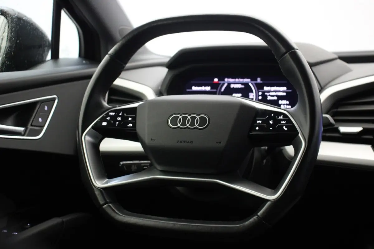 35 Launch edition 55 kWh - Digitaal Cockpit, Carplay, Camera, Stoelverw. SOH 90,49%