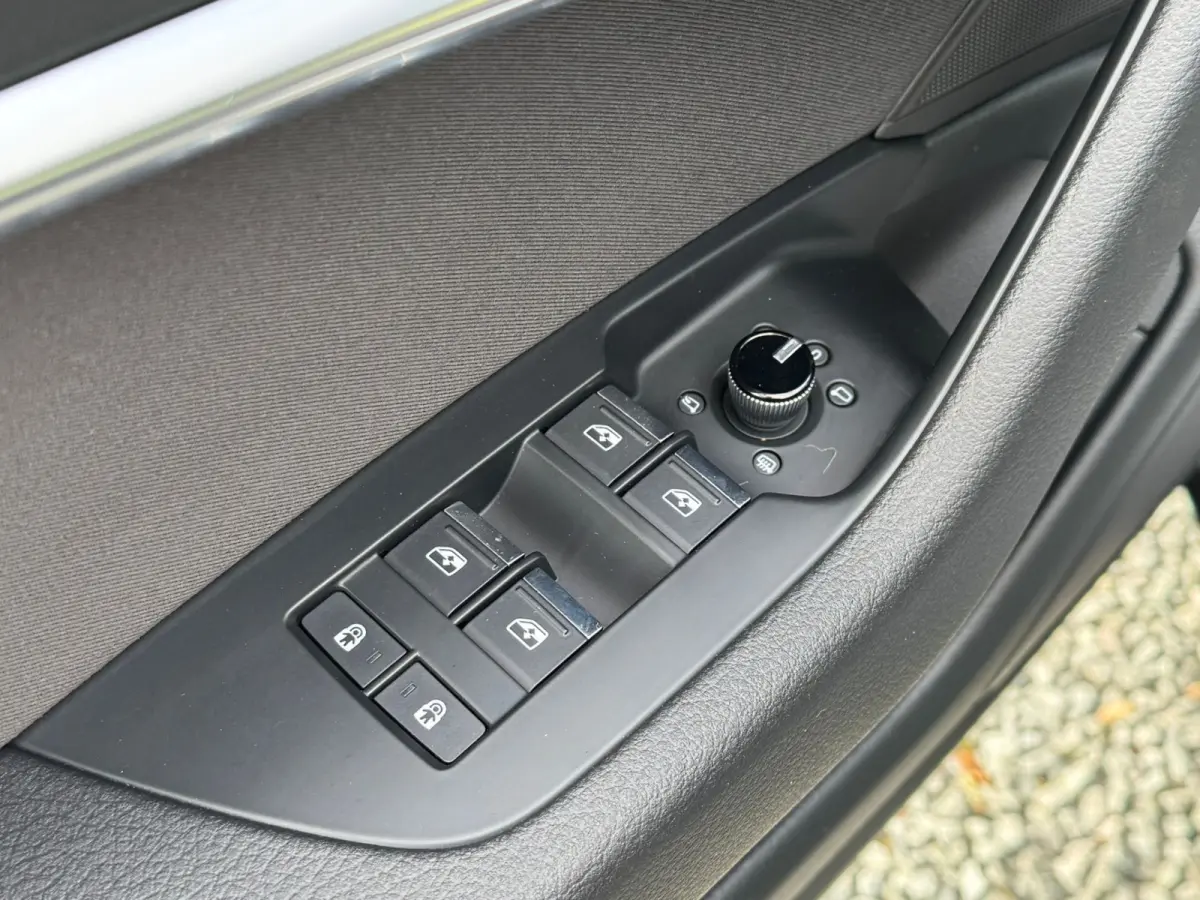 45 TFSI 245PK PRO-LINE BUSINESS VIRTUAL/PDC/NAVI