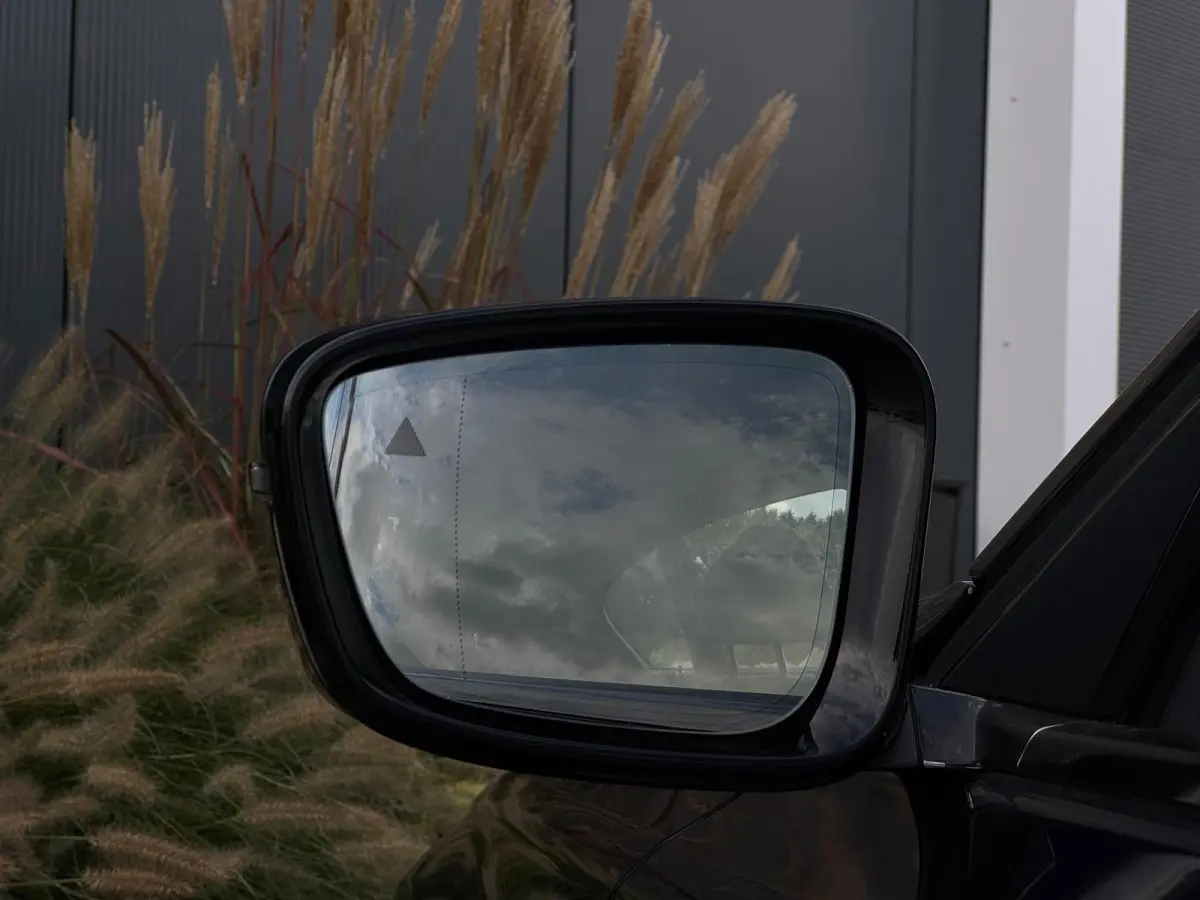 740e iPerformance High Executive LEDER|CLIMATE|ORG NL
