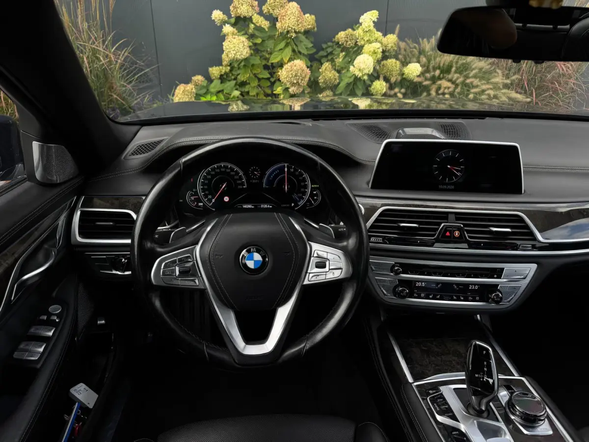 740e iPerformance High Executive LEDER|CLIMATE|ORG NL