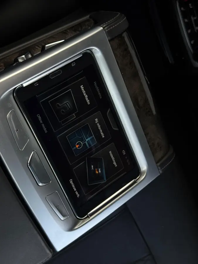 740e iPerformance High Executive LEDER|CLIMATE|ORG NL