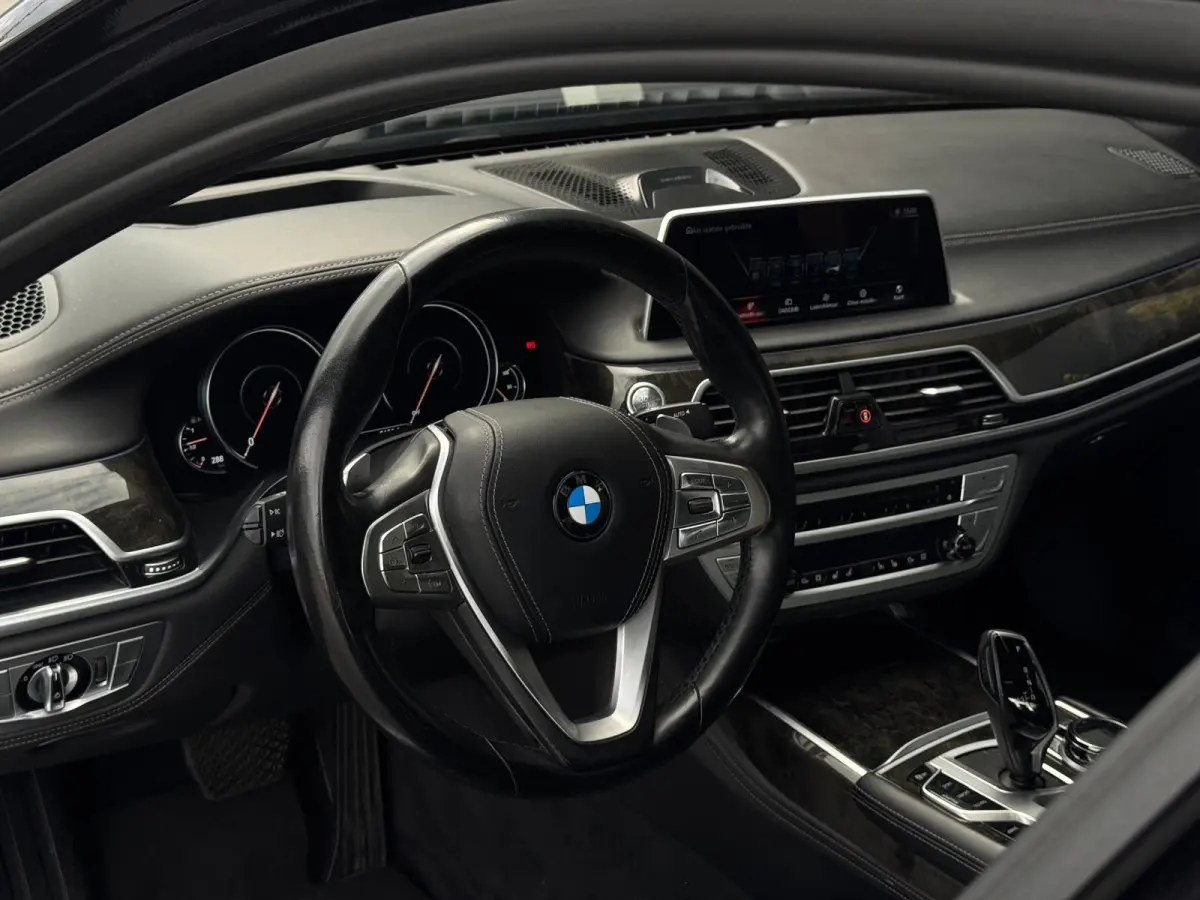 740e iPerformance High Executive LEDER|CLIMATE|ORG NL