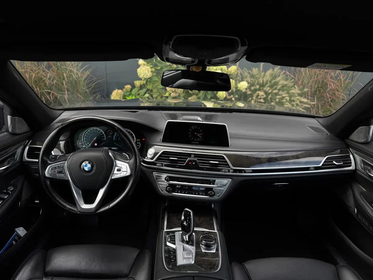 740e iPerformance High Executive LEDER|CLIMATE|ORG NL