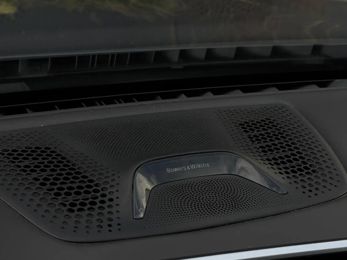 740e iPerformance High Executive LEDER|CLIMATE|ORG NL