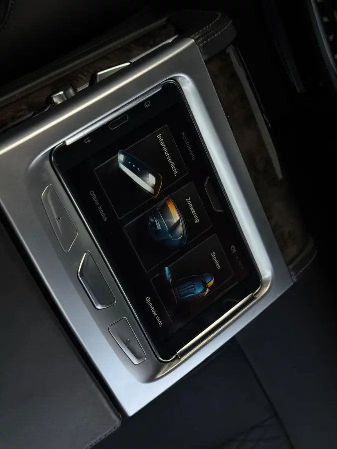 740e iPerformance High Executive LEDER|CLIMATE|ORG NL